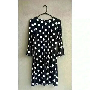 Tommy Hilfiger Black and White Polka Dot Dress with Bell Sleeves in Size 6 EUC